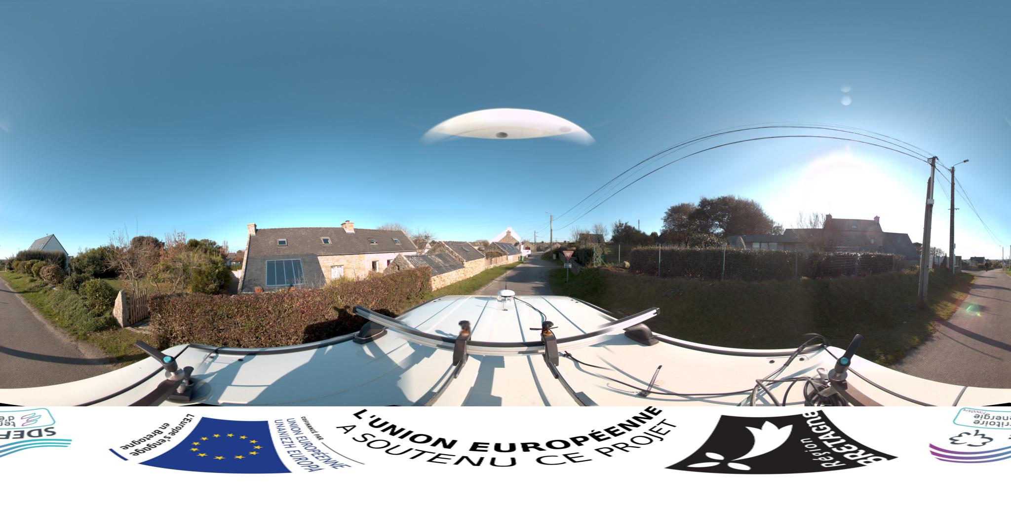 Vue de la rue à 35 m du Camping Municipal de Porsévigné
